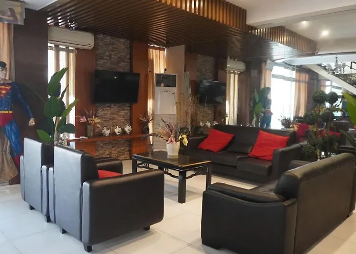 Hotel Reddoorz At Cosmo Vicente Cruz Sampaloc