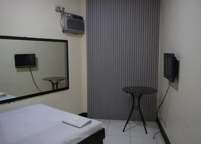 Hotel Reddoorz At Cosmo Vicente Cruz Sampaloc Manila