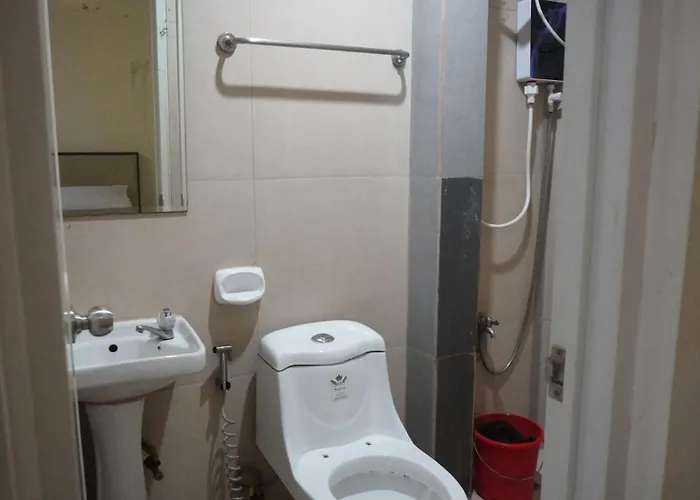 Reddoorz At Cosmo Vicente Cruz Sampaloc Hotel *